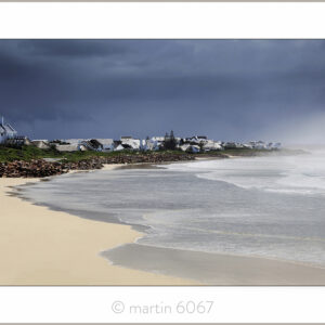 Main Beach Incoming